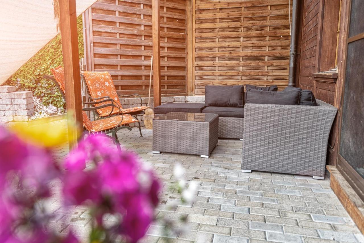Bnb Deheimelig Huttwil Exterior photo