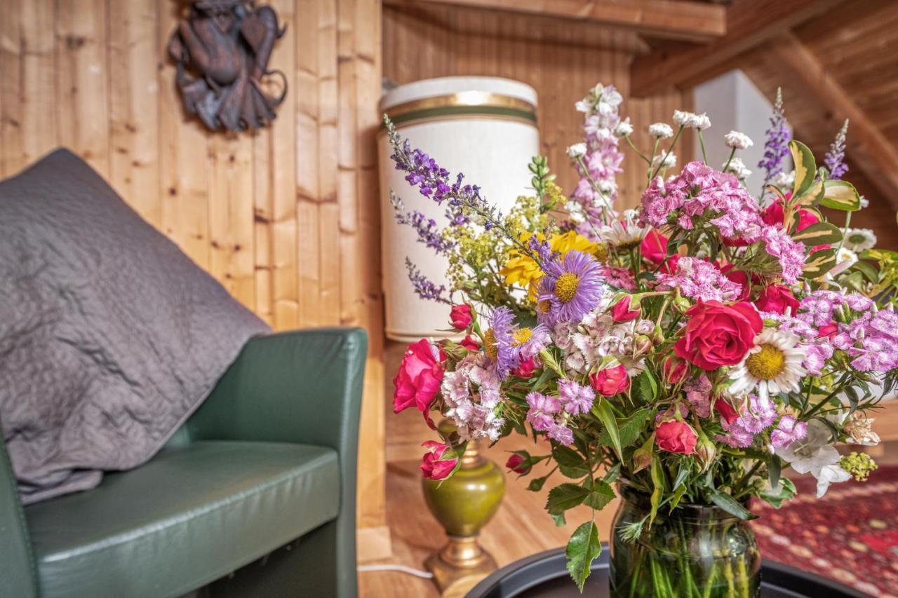 Bnb Deheimelig Huttwil Exterior photo