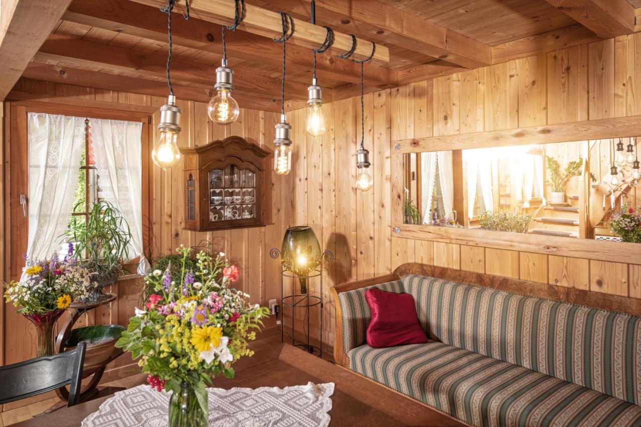 Bnb Deheimelig Huttwil Exterior photo
